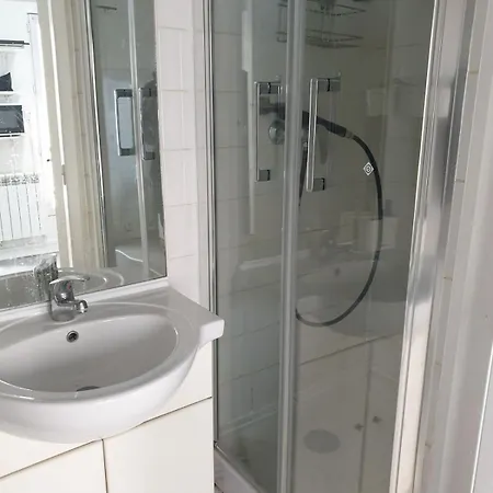 Flexliving - - Auriol *